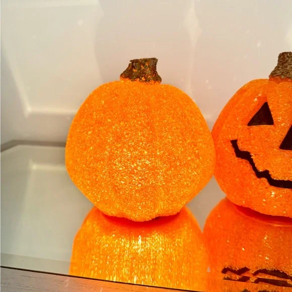 VINTAGE POPCORN LIGHT UP 6” PUMPKIN BUNDLE OF 2